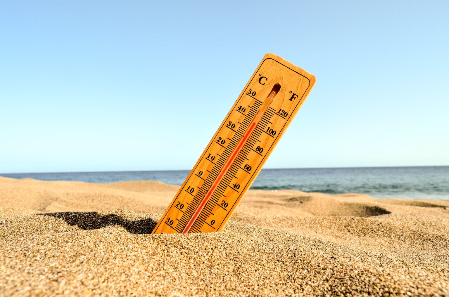 Alerte Canicule : Le Mercure Dépassera les Normales Saisonnières de Plus de 7°C à Partir de Mardi Le Mercure Dépassera les Normales Saisonnières de Plus de 7°C à Partir de Mardi